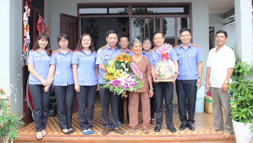 Ngành Kiểm sát nhân dân tỉnh Đắk Lắk tri ân nhân ngày Thương binh - Liệt sĩ 27&#x002F;7
