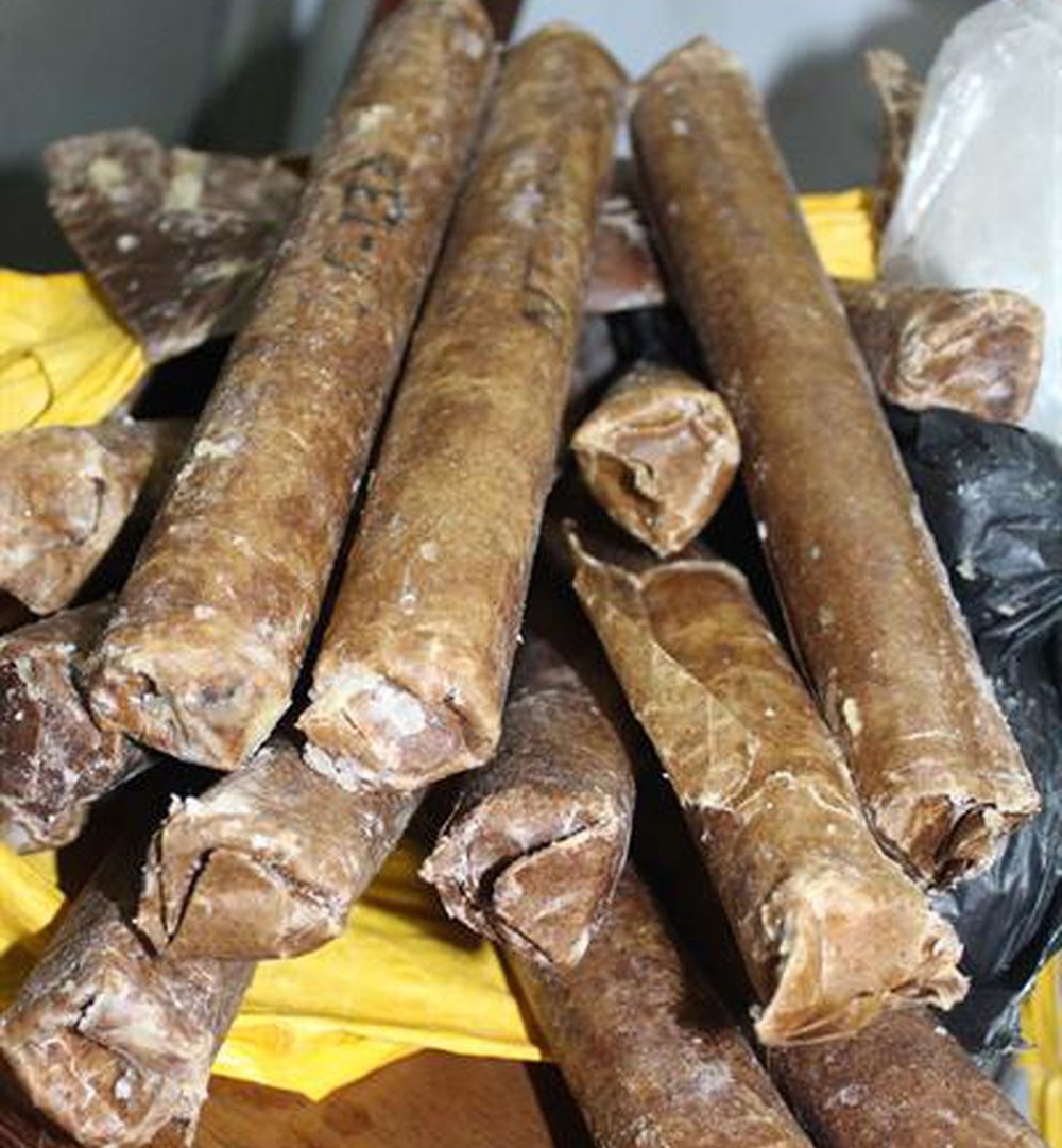 Phê chuẩn gia hạn tạm giữ đối tượng vận chuyển 10kg vật liệu nổ