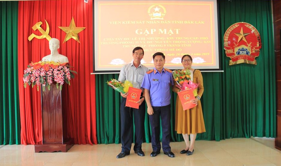 VKSND tỉnh Đắk Lắk&#x3A; Gặp mặt, chia tay cán bộ nghỉ hưu theo chế độ
