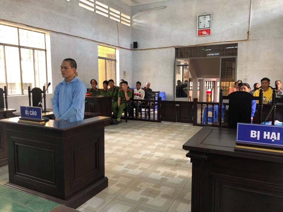 Đánh chết bạn nhậu vì bị dọa bắn…lĩnh 16 năm tù