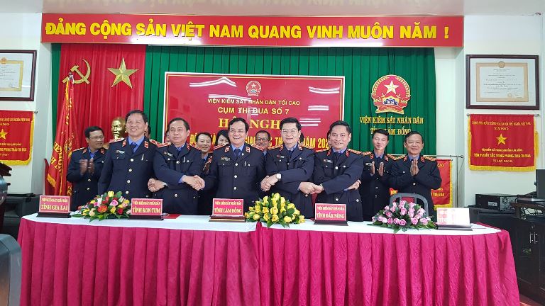 VKSND các tỉnh Tây Nguyên ký kết giao ước thi đua