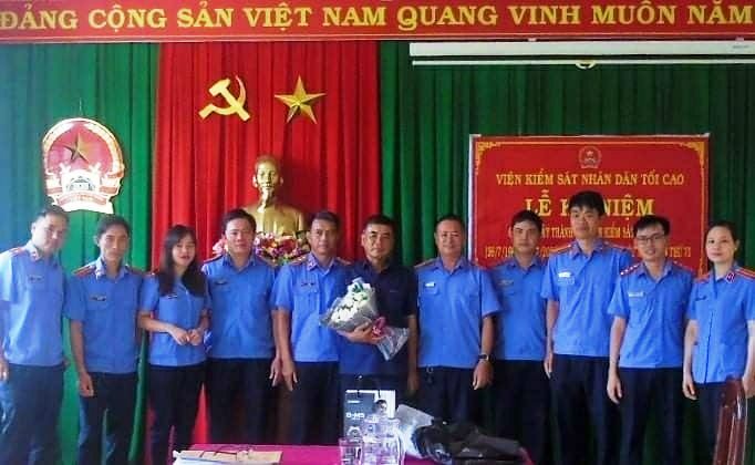 Krông Búk&#x3A; Gặp mặt, chia tay Phó Viện trưởng nghỉ hưu theo chế độ