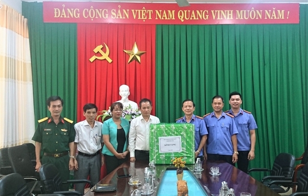 Nghĩa cử ấm lòng của các đoàn viên Công đoàn Viện kiểm sát nơi đại ngàn Tây Nguyên
