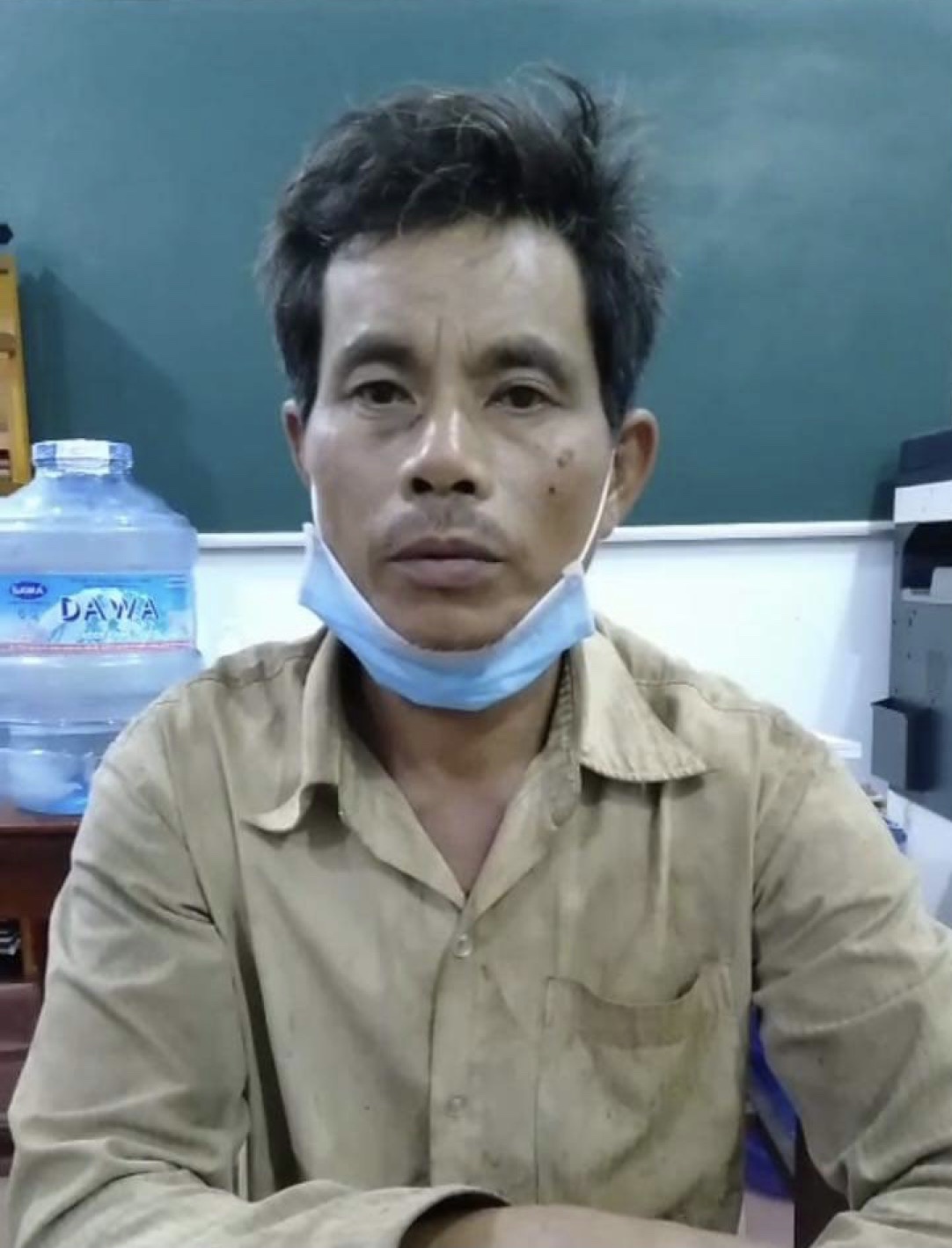 Hai cha con không đeo khẩu trang, tấn công Tổ công tác phòng, chống dịch bệnh