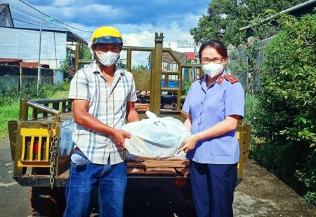 Đắk Lắk&#x3A; Ngành Kiểm sát tiếp tục quyên góp, ủng hộ phòng, chống COVID -19