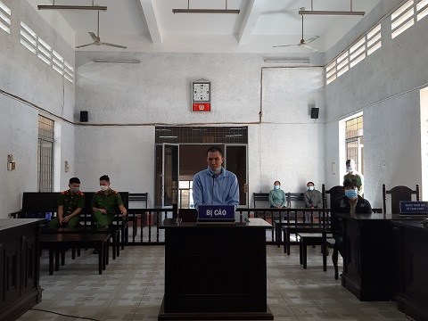 Giá đắt cho người đàn ông sát hại vợ vì ghen tuông