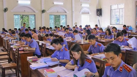 Kết quả kiện toàn tổ chức bộ máy, cán bộ của VKSND và phương hướng, giải pháp hoàn thiện trong thời gian tới