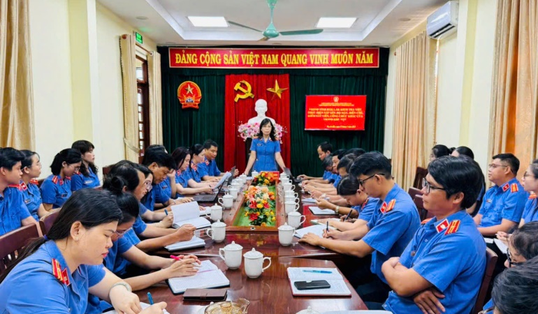 VKSND tỉnh Đắk Lắk kiểm tra việc thực hiện sắp xếp, bộ máy, biên chế, Kiểm sát viên, công chức tại VKSND khu vực sau khi có quyết định kết thúc hoạt động VKSND cấp huyện thành lập VKSND khu vực