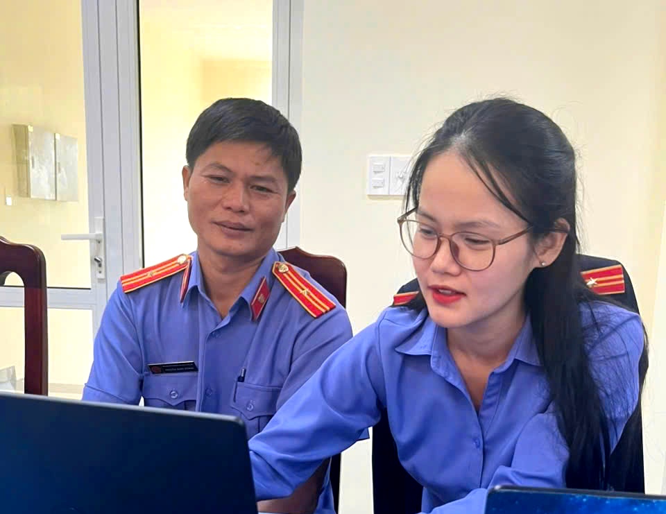 VKSND khu vực 8 tổ chức hội nghị tập huấn nền tảng quản lý án hình sự