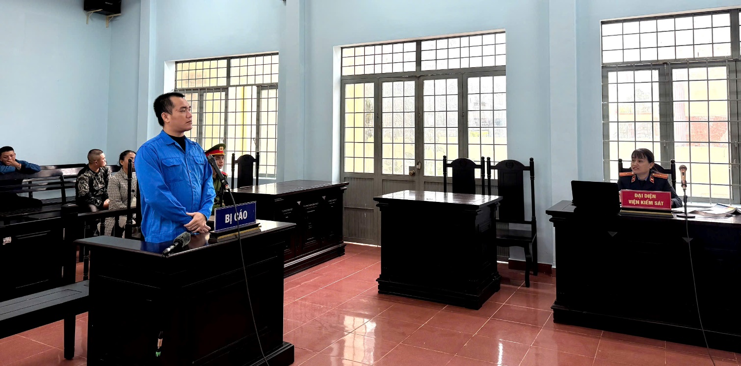 VKSND khu vực 10 phối hợp TAND cùng cấp tổ chức phiên tòa rút kinh nghiệm